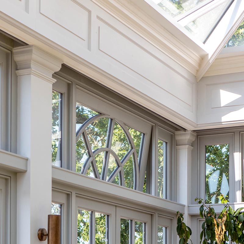 Decorative opening fanlight detail