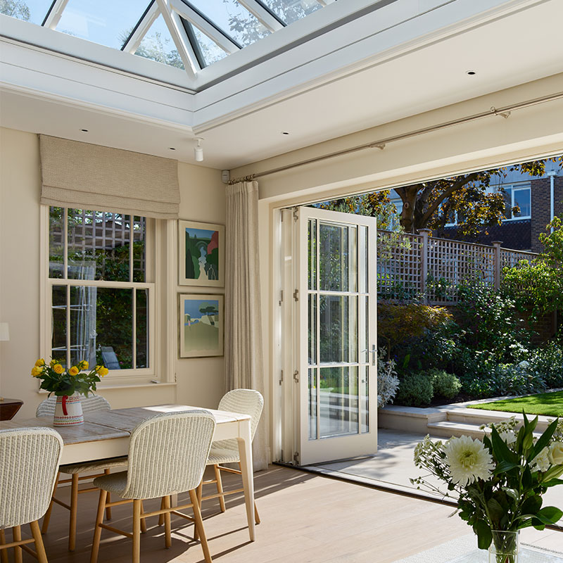 Multifunctional sunroom