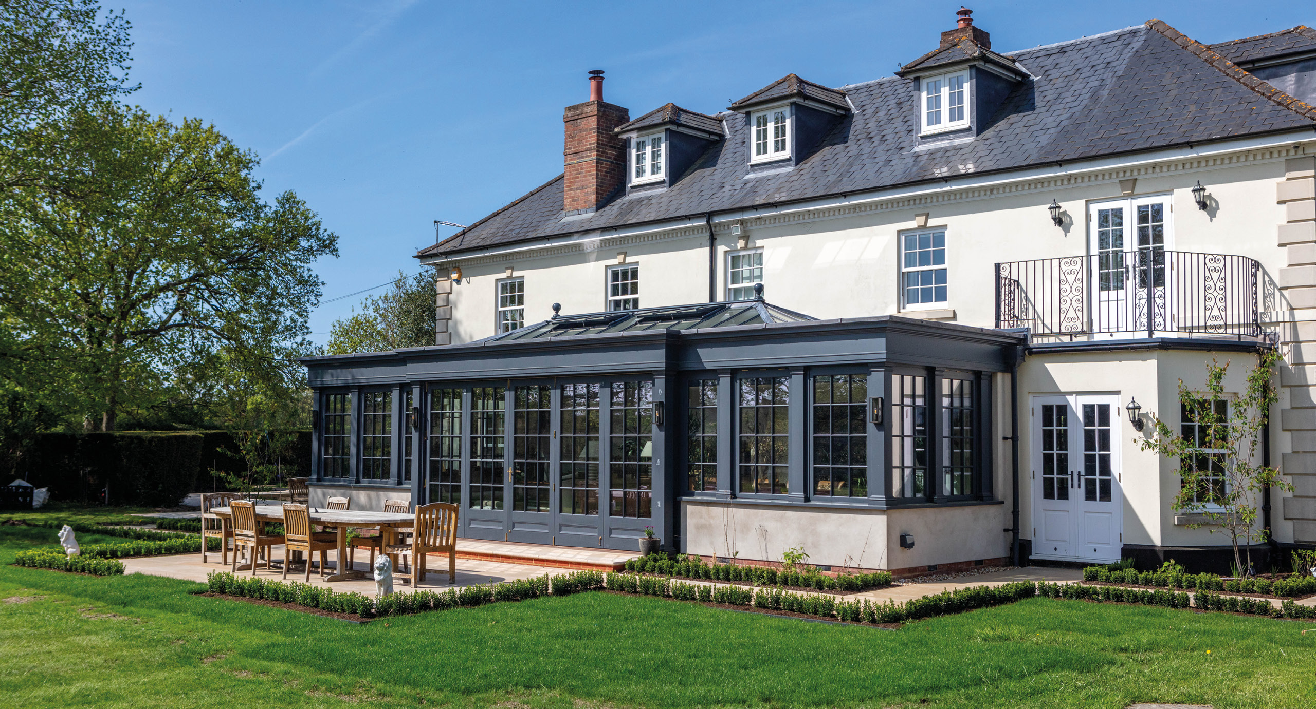 Georgian country home with orangery