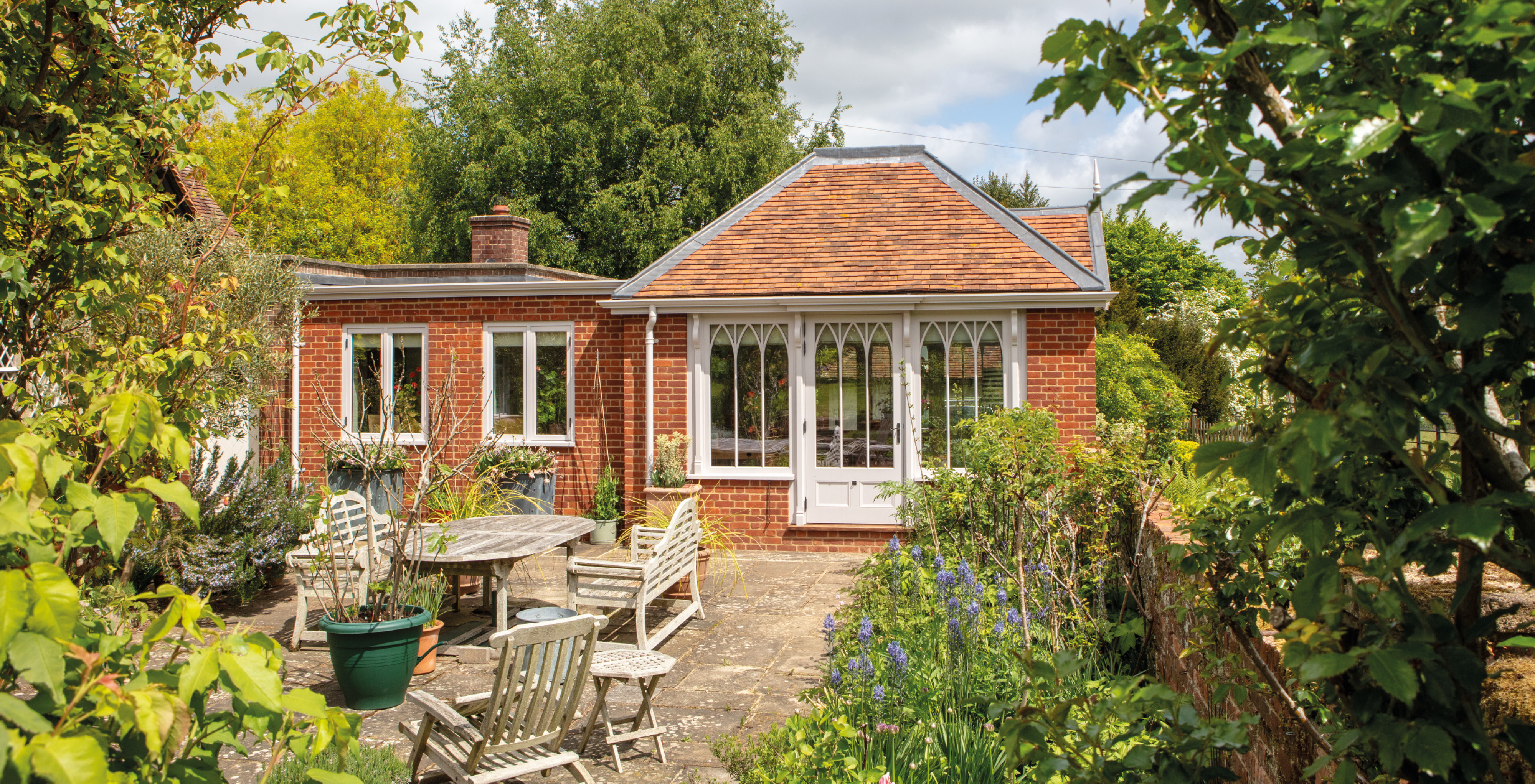 Side elevation of solid room garden room