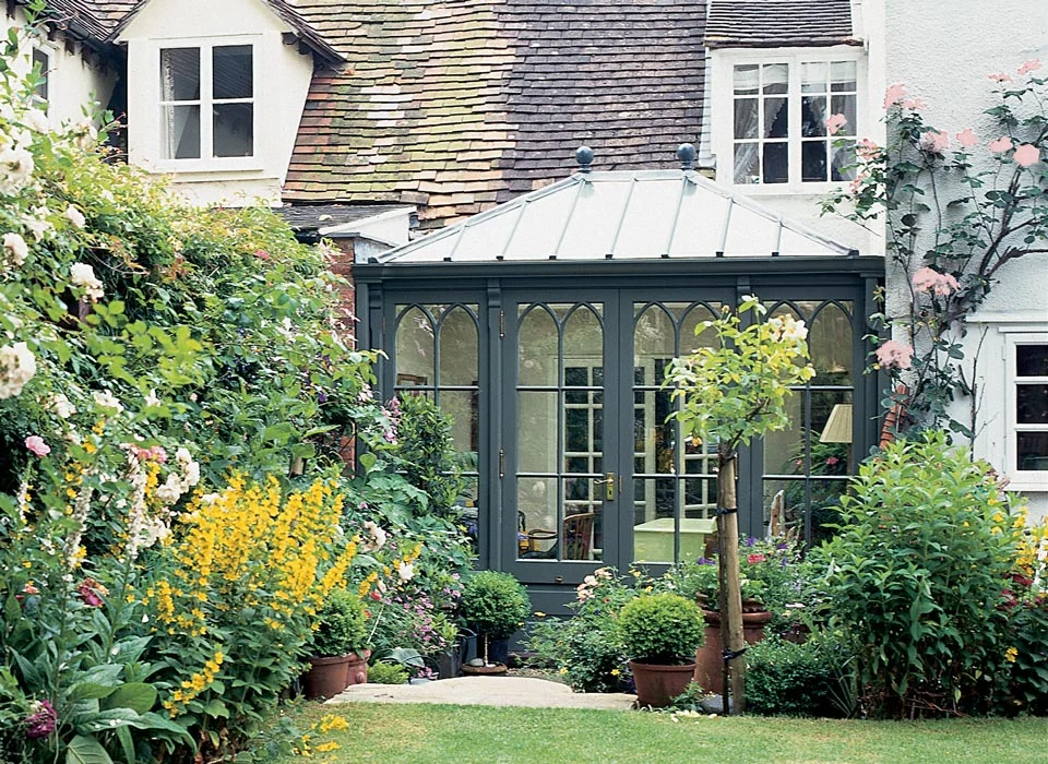 Small conservatory design